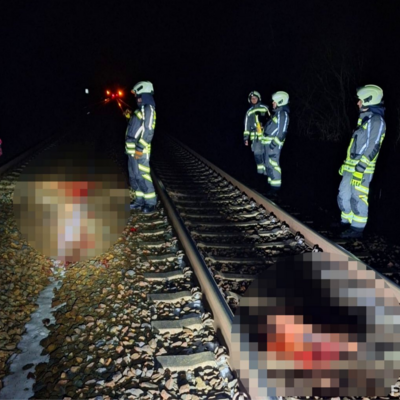 Bild vergr&ouml;&szlig;ern: Einsatzkräfte auf Gleisanlage bei Verkehrsunfall Schiene