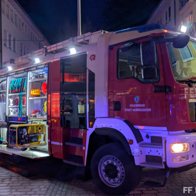 Bild vergr&ouml;&szlig;ern: Löschfahrzeug bei  Einsatz Küchenbrand 3
