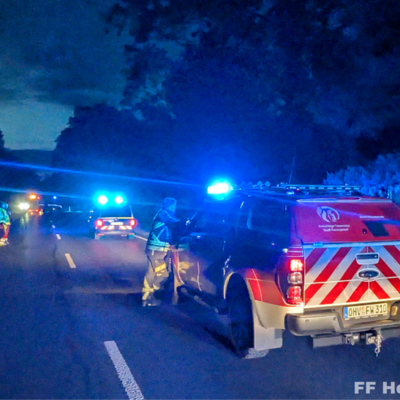 Bild vergr&ouml;&szlig;ern: Kommandowagen bei Einsatz Gasgeruch