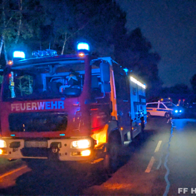 Bild vergr&ouml;&szlig;ern: Löschfahrzeug bei Einsatz Gasgeruch