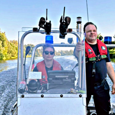 Bild vergr&ouml;&szlig;ern: Bootsmanschaft bei der Ausbildung auf der Havel